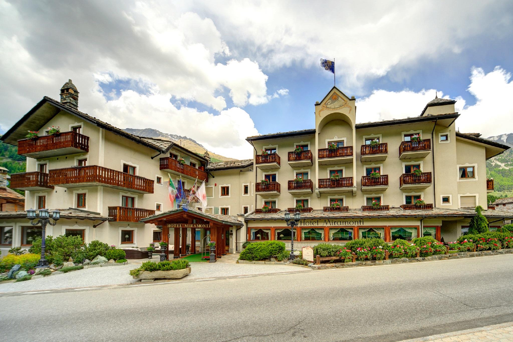 Hotel Miramonti Cogne Exteriör bild